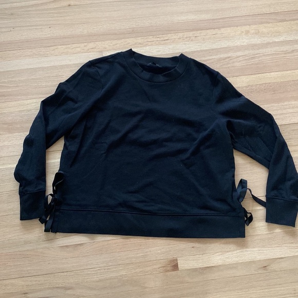 Banana Republic Sweatshirt Sweater with ribbon tie detailing on sides - Picture 1 of 8